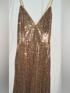 Gold Sequin V-Neck Evening Gown NWT never worn